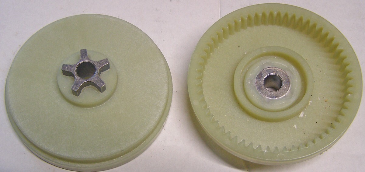 TWO 107713-01 Sprockets Remington Chainsaw 717-04749 075752 Made in USA!!!