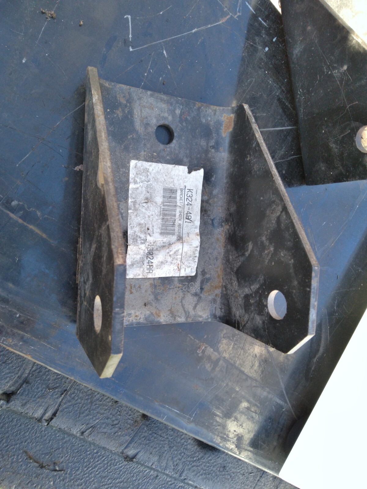 New OEM Upper Shock Bracket for Kenworth K324-491