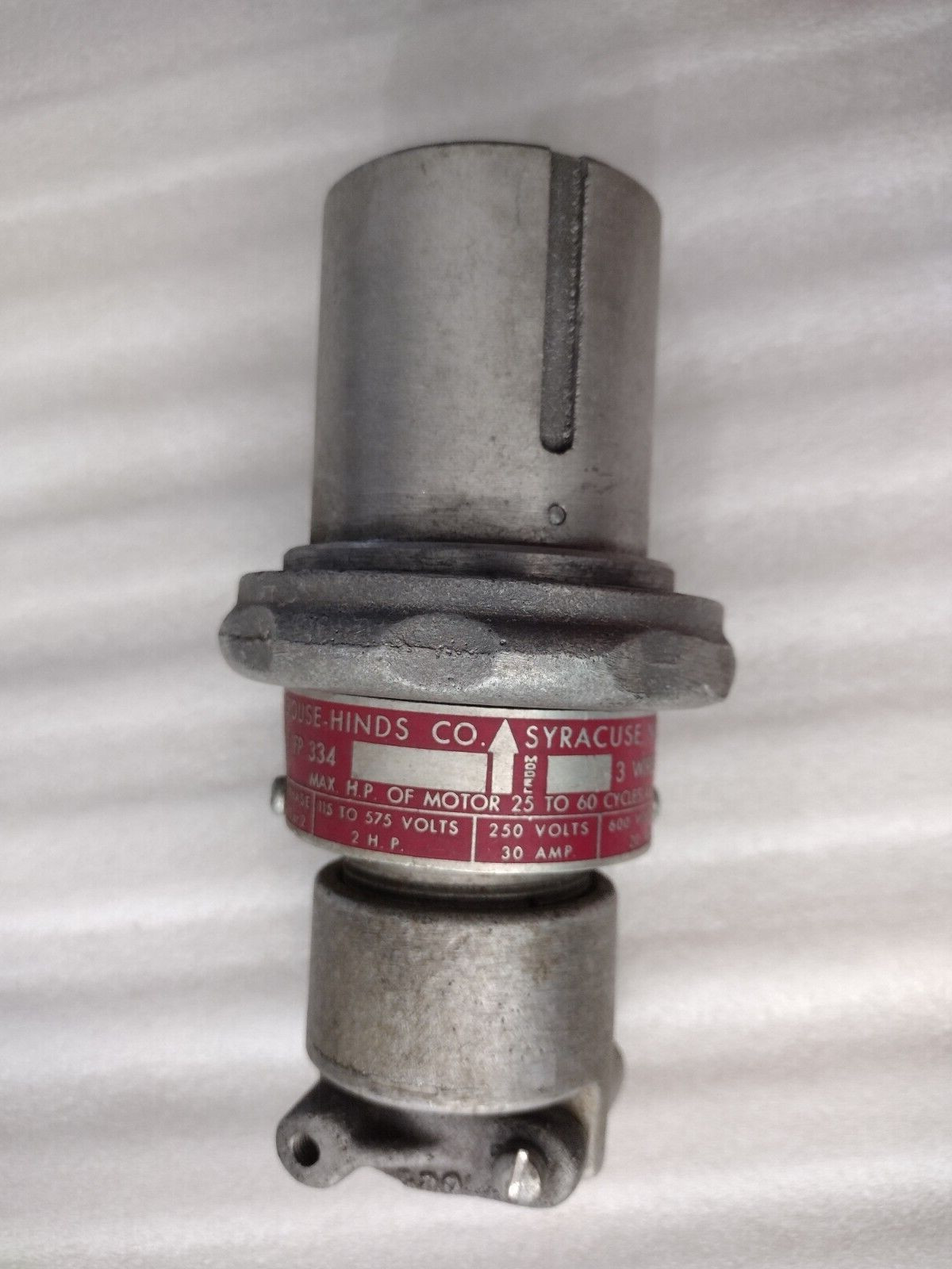 CROUSE HINDS FP334 30A 250V 20A 600VAC Pin Sleeve Plug Hazardous Locations