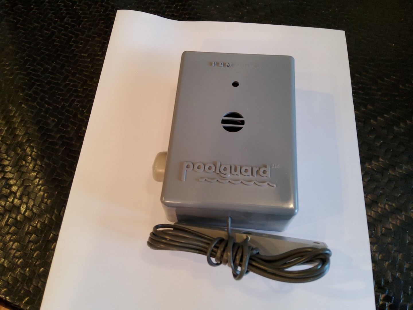 Poolguard Model GAPT Solid State Electronic Pool Gate Audio Alarm USA Made Grey