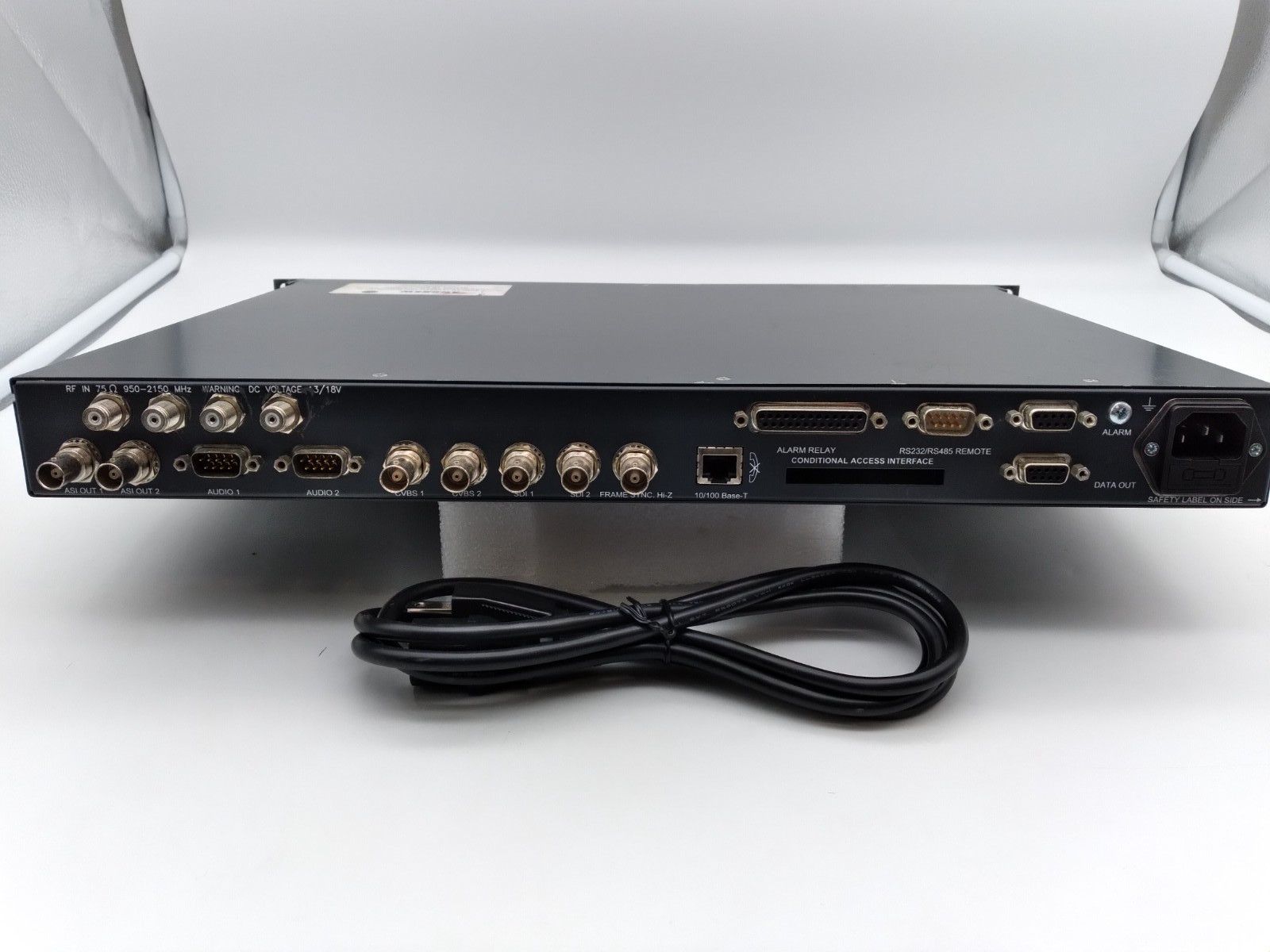 Tandberg TT1260 Professional Receiver & Decoder - Model 1U Series 3