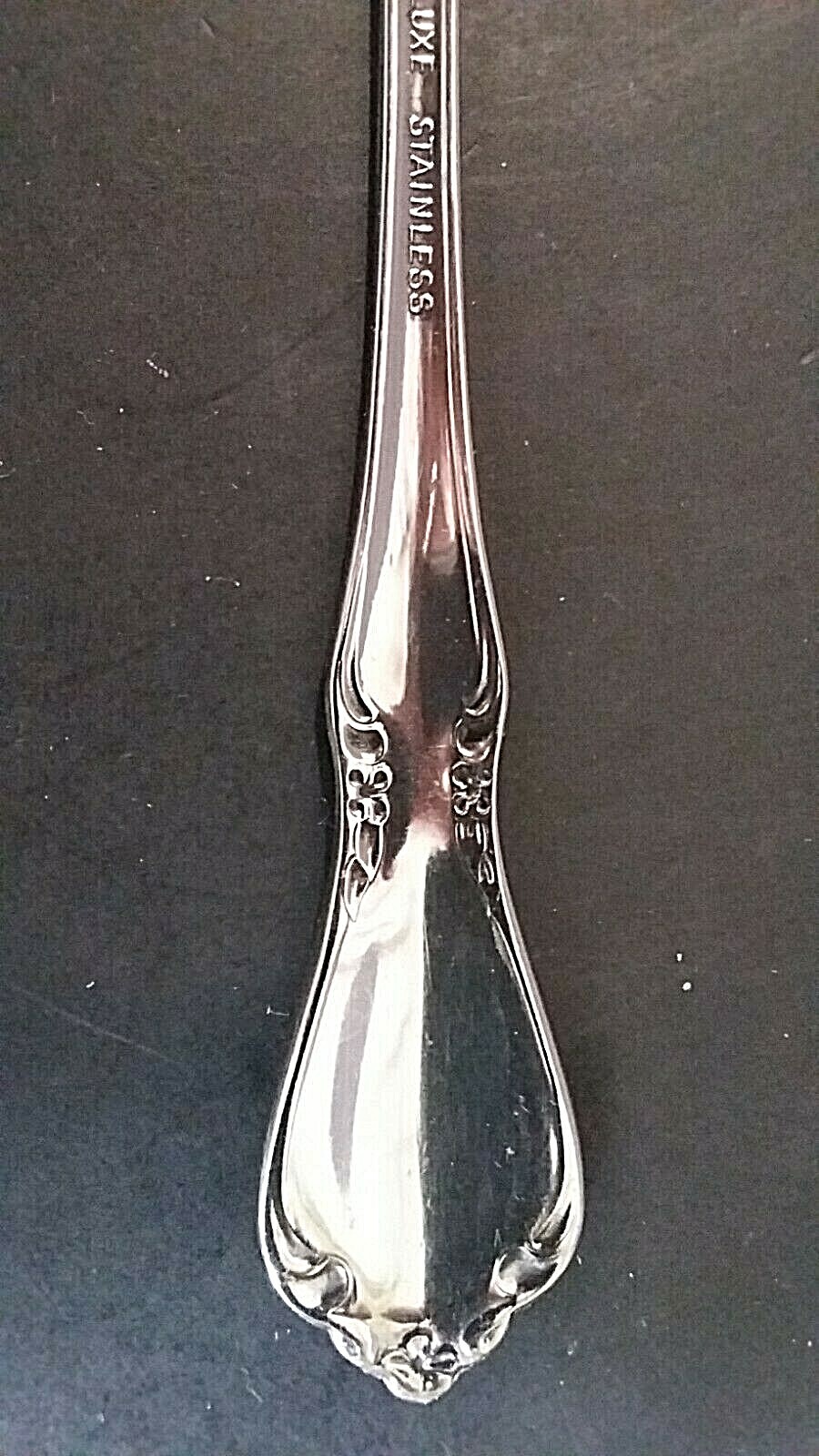 Oneida Chateau 7 1/2" Stainless dinner fork