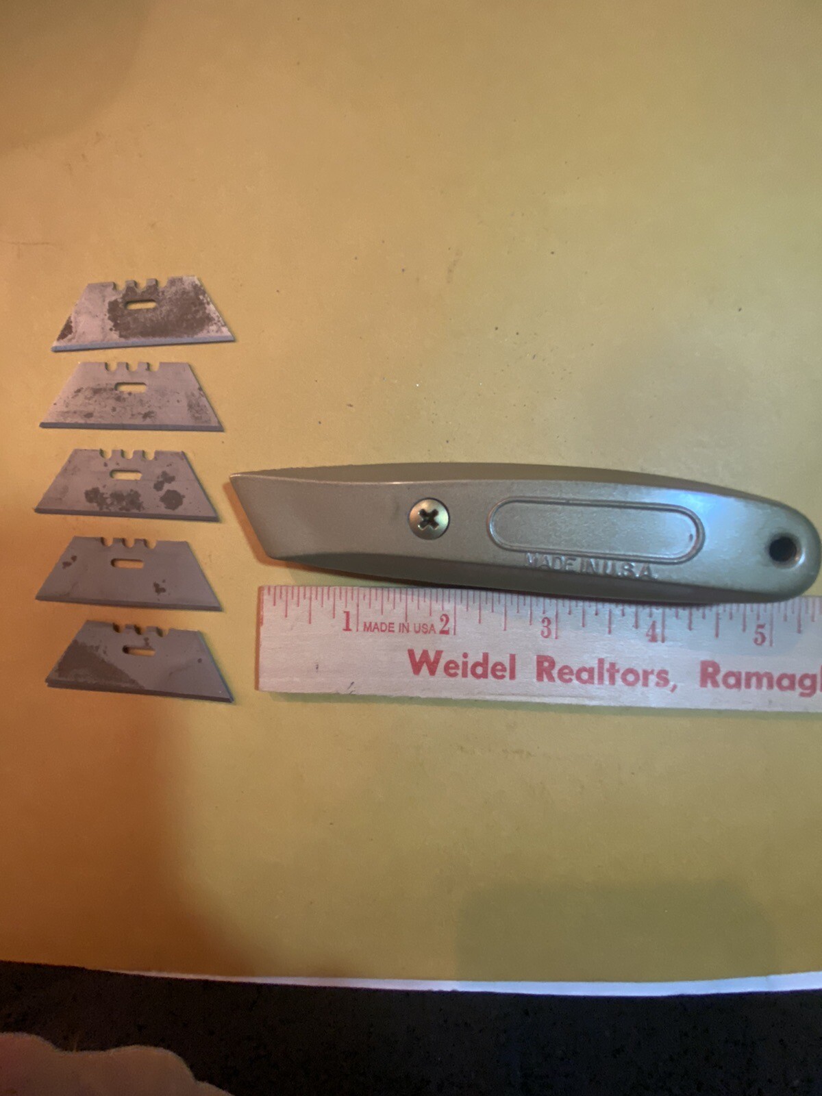 Vintage Fix Blade, Utility Knife With5 Blades Made In USA New Old Stock