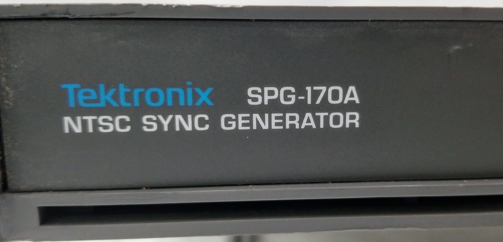 TEKTRONIX SPG-170A NTSC SYNC GENERATOR