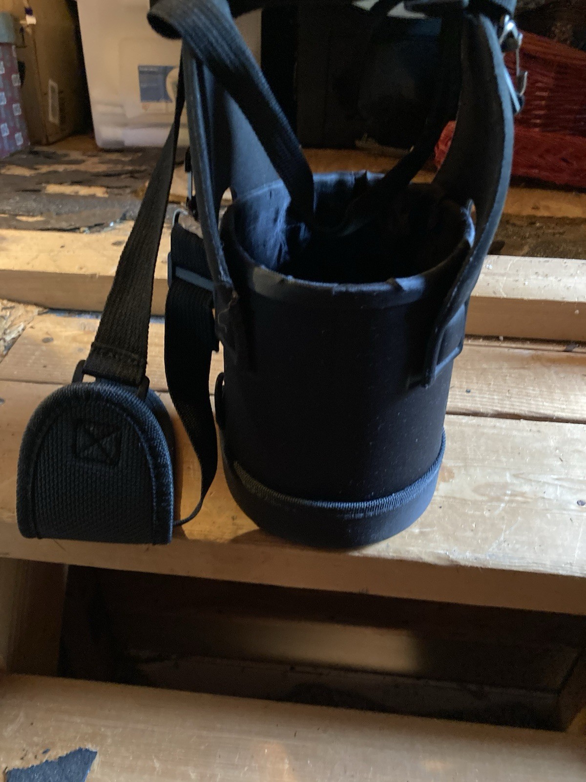 Small Oxygen Tank Carry Bag. Black With Adjustable Shoulder Strap.