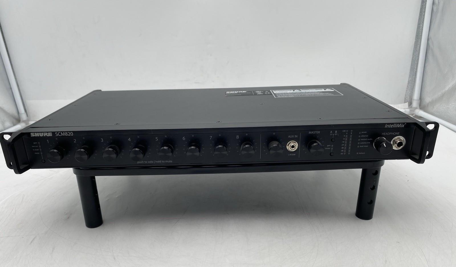 Shure SCM820 Digital IntelliMix Automatic Mixer