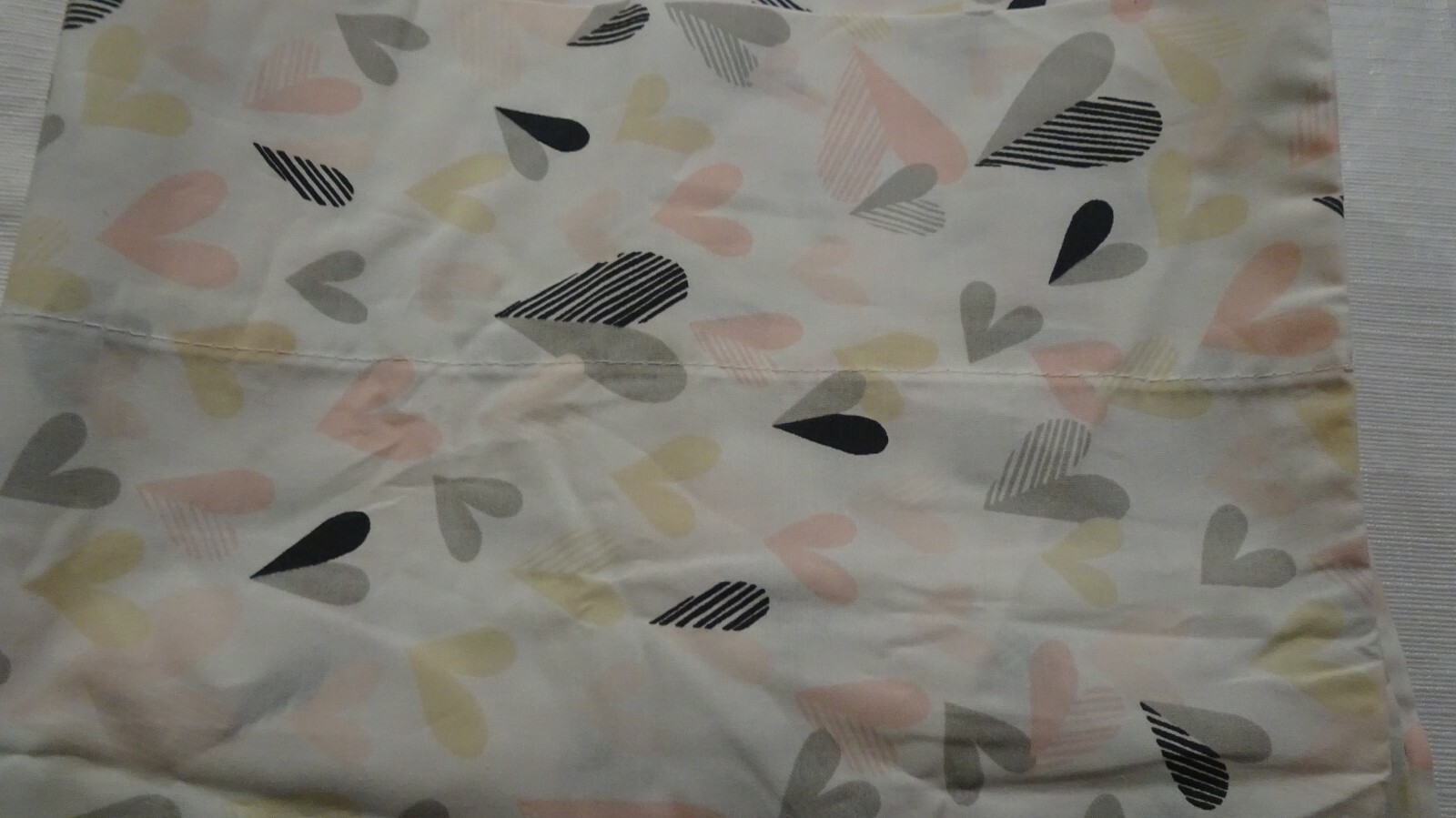 Pottery Barn Kids Hearts gray pink standard pillowcase photo shoot sample