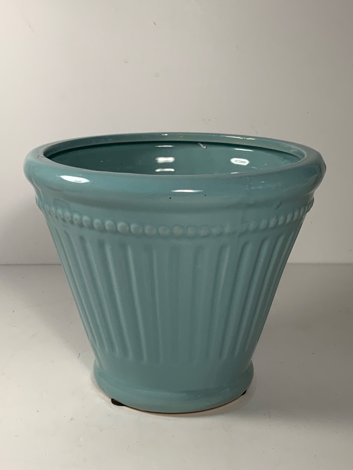 Turquoise Fluted Body & Beaded Rim Detail Cache Pot 6 in.