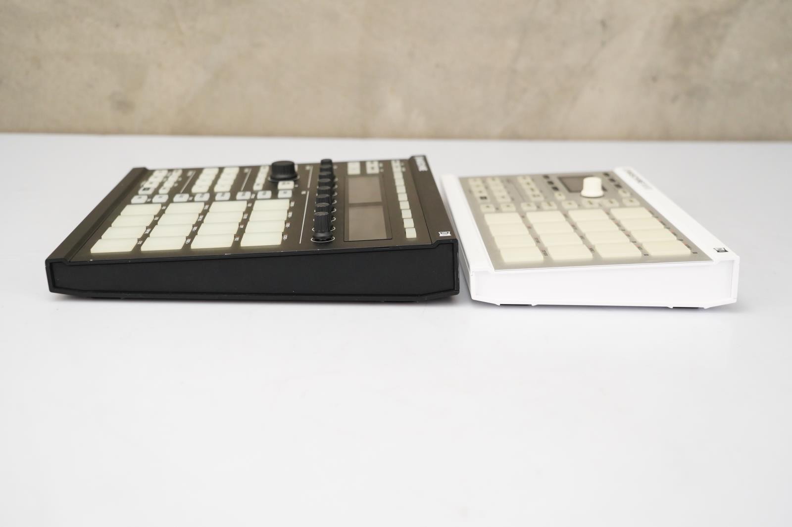 Native Instruments Maschine Mk2 & Maschine Mikro Mk2 Controllers #56170