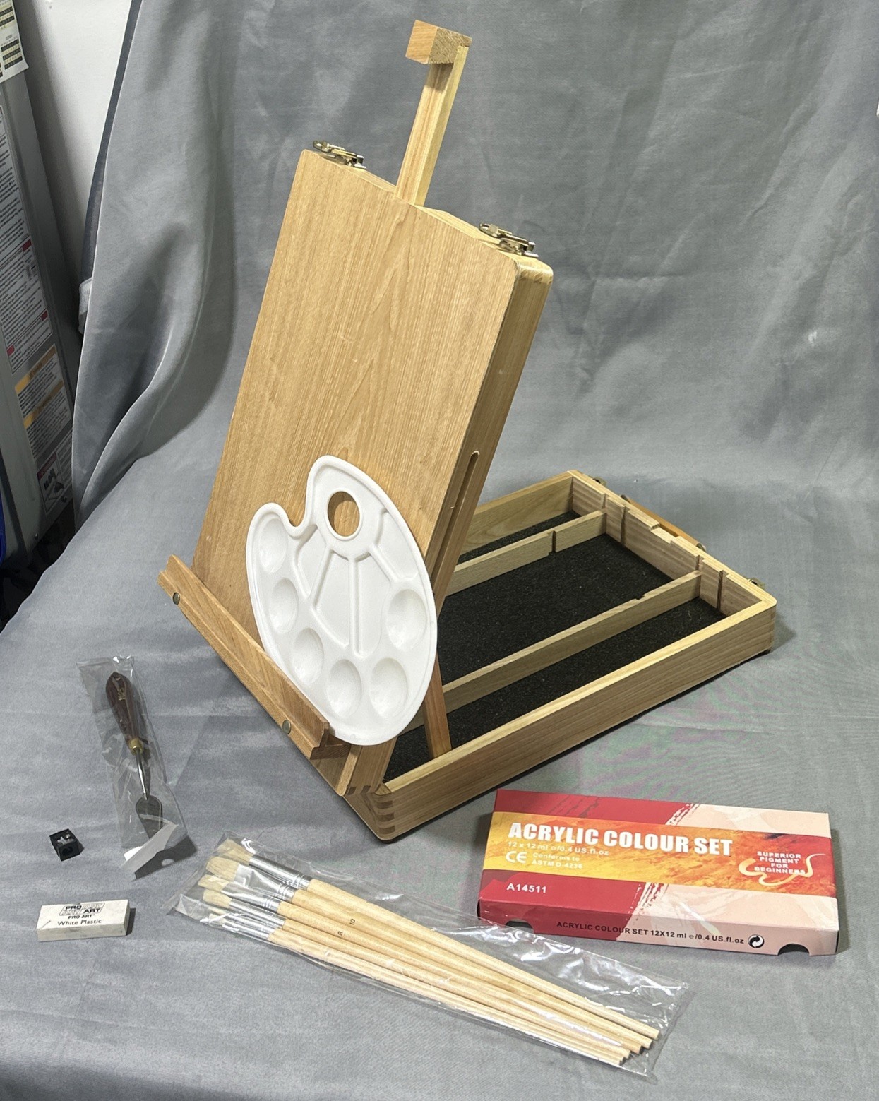 Painting Kit 12 Color Acrylic Paints, 6 Brushes, Easel, Palette, Palette Knife +