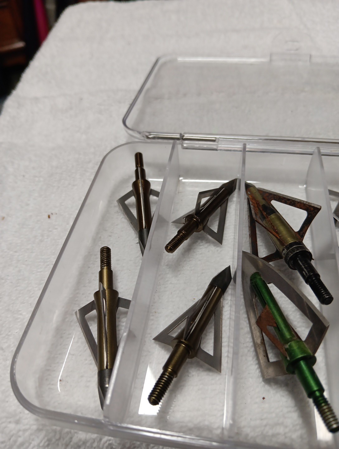 Broadheads New And Used With Field Points Shoot Me An Offer