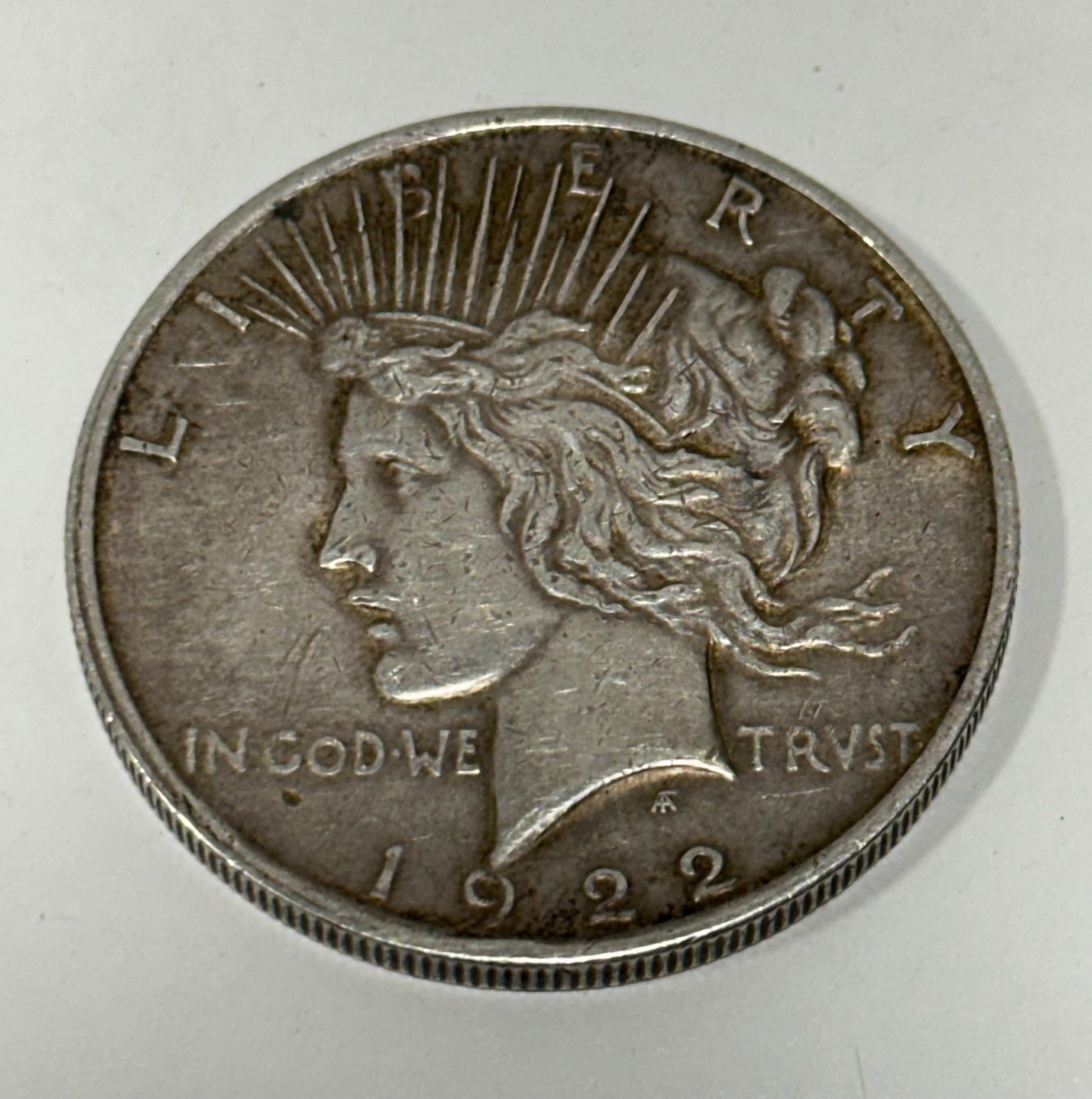 US Silver Coin-1922 PEACE SILVER DOLLAR circulated