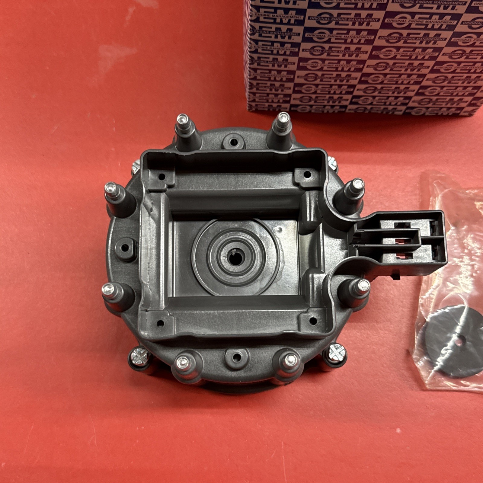 OEM DR-450 Distributor Cap - 925-1005