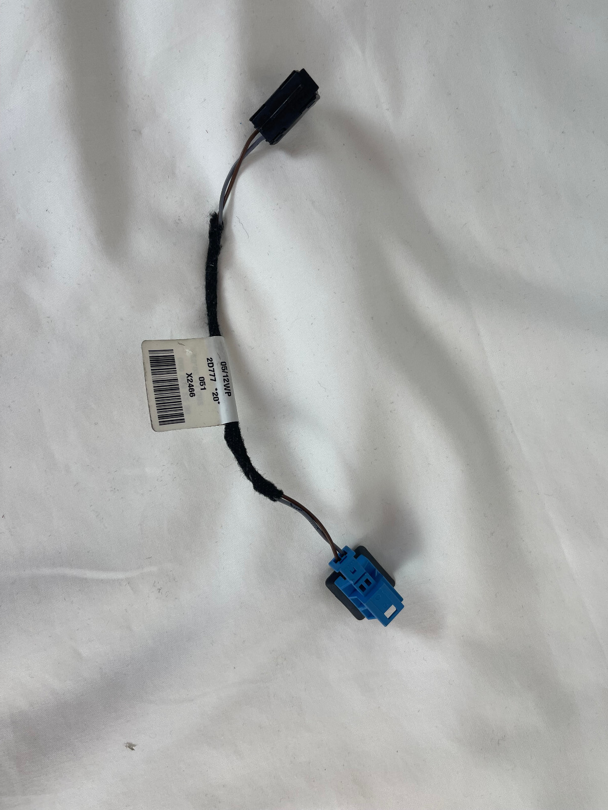 Mercedes ML W166 2016 Armrest LED Light Bulb Wire Harness A0009062235 OEM