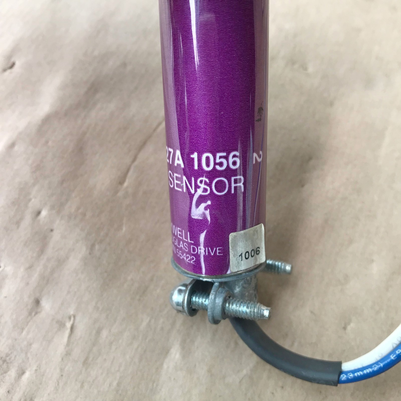 HONEYWELL C7027A1056 UV MINIPEEPER SENSOR