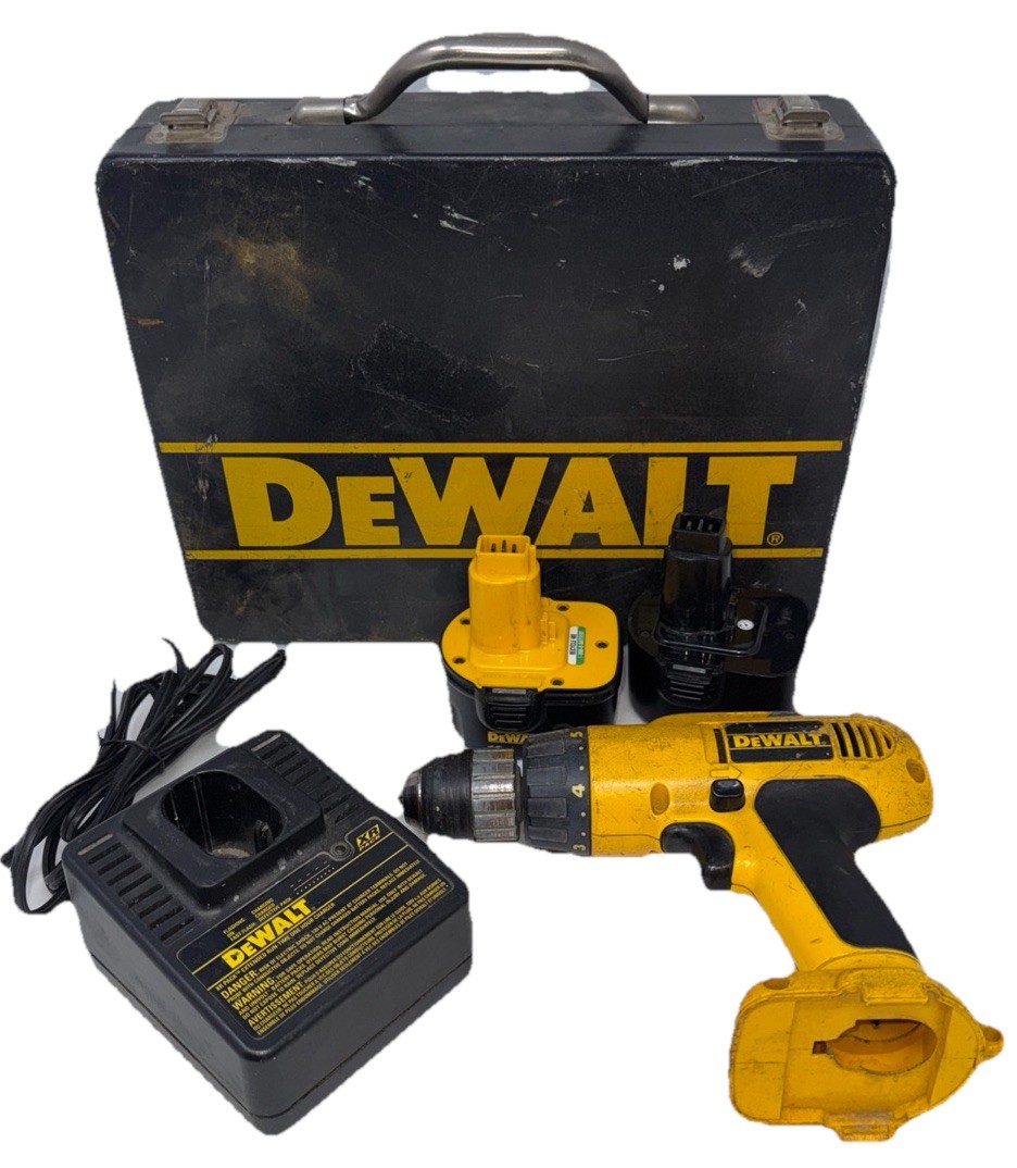 Dewalt DW972 12V Cordless 3/8" Drive Adjustable Clutch Drill/Driver & Charger