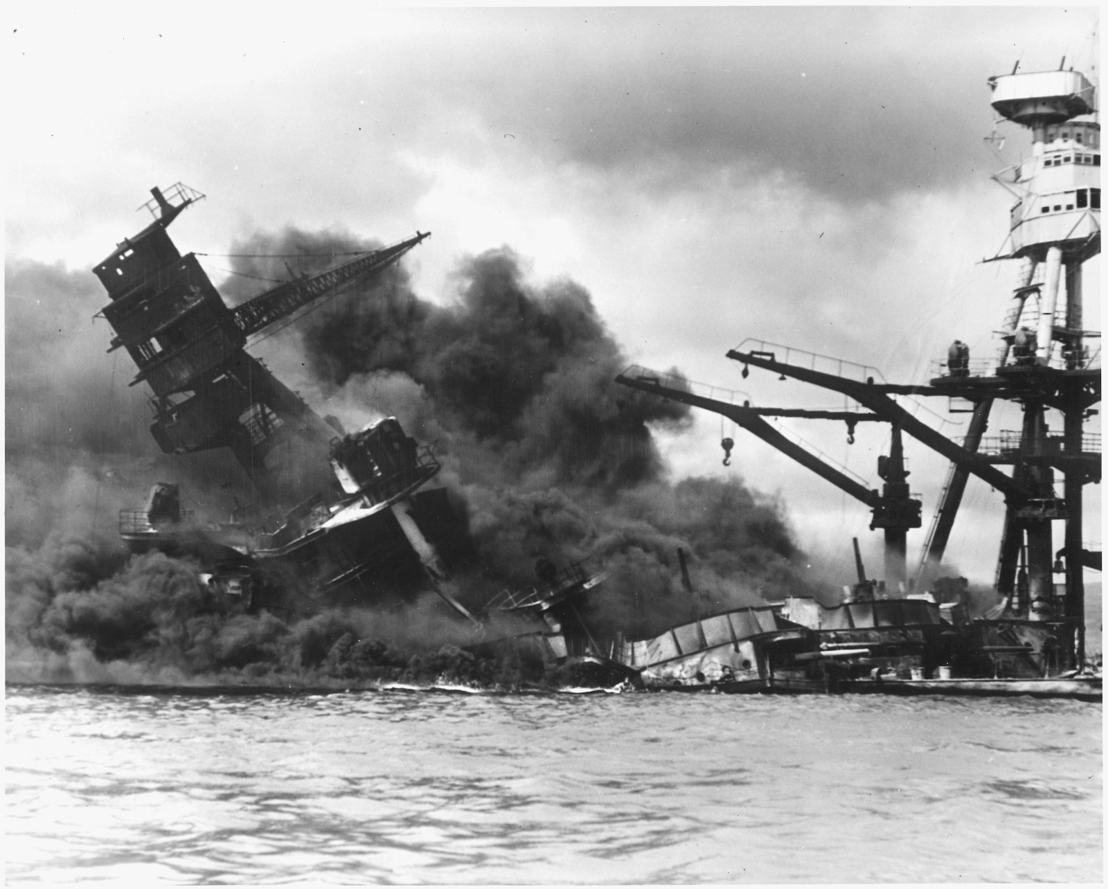 USS ARIZONA 8X10 PHOTO NAVY US USA MILITARY BB-39 SHIP BATTLESHIP SINKING