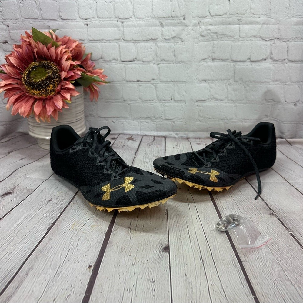 NWOT Under Armour track & field running shoes sz M 11 HOVR smoke rider UNISEX