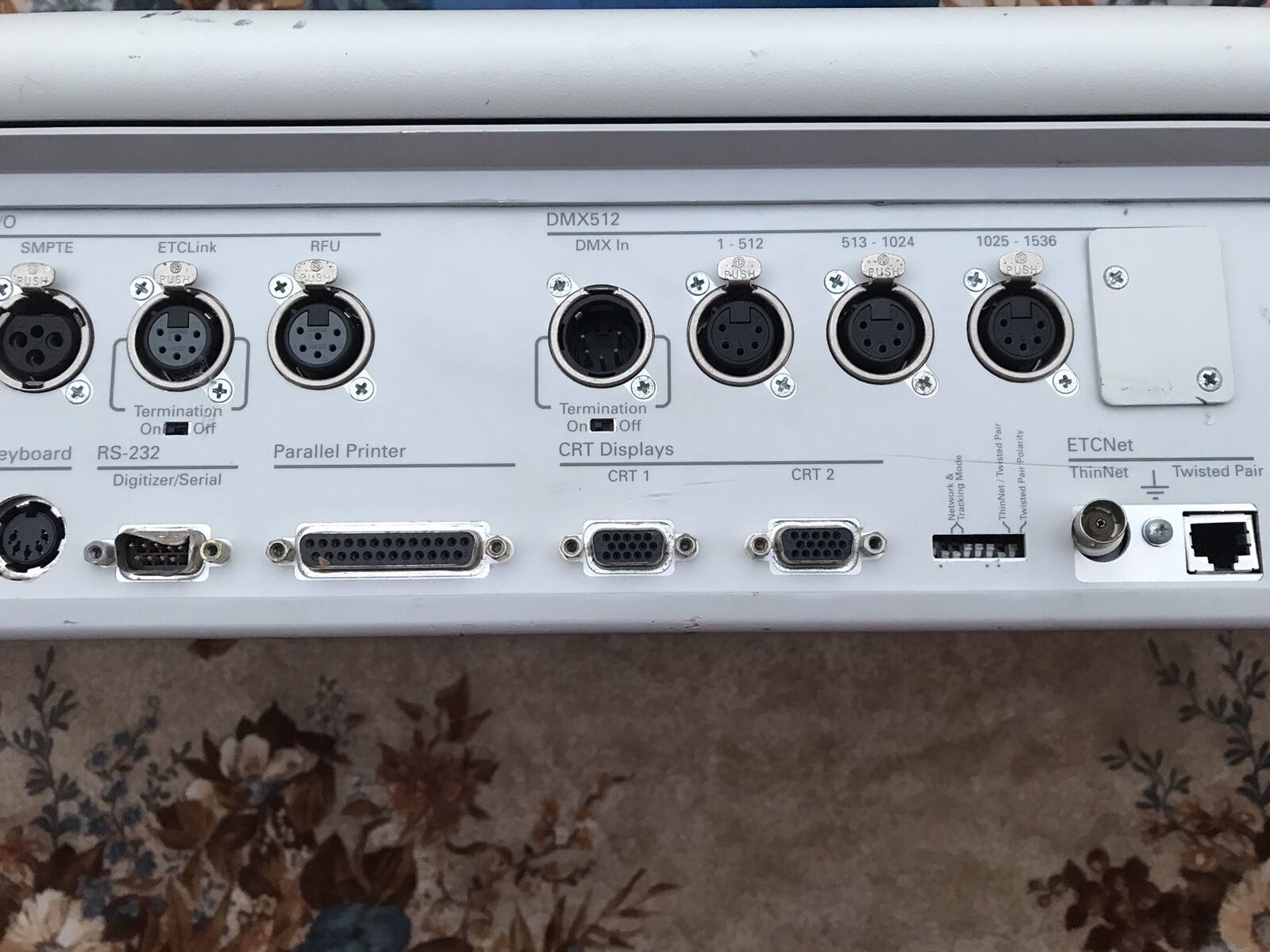 ETC Pro Expression 3 lightning Console, Model#4131A1004 / Read Description