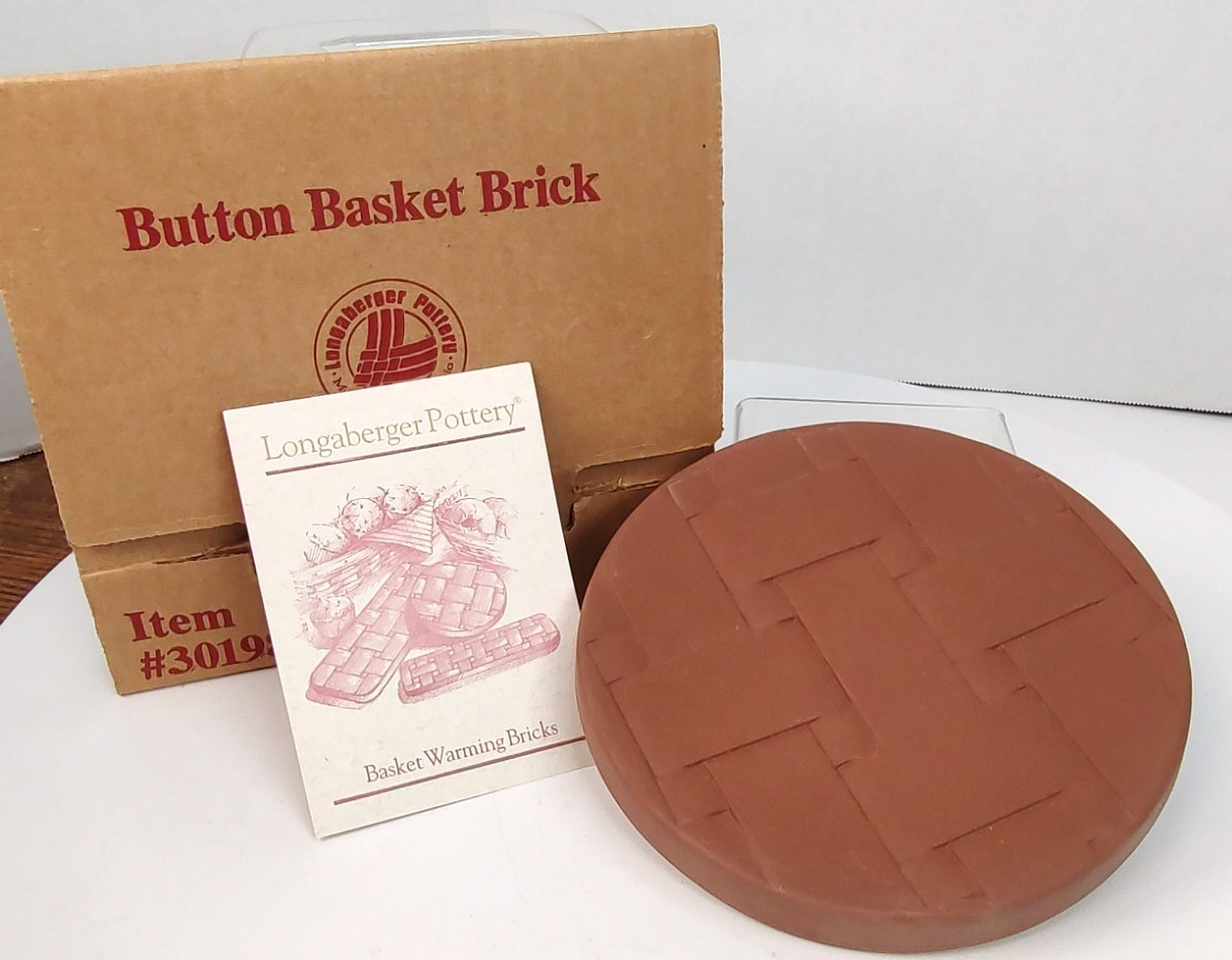 Longaberger Pottery #30198 6"Round Button Warming Brick NIB