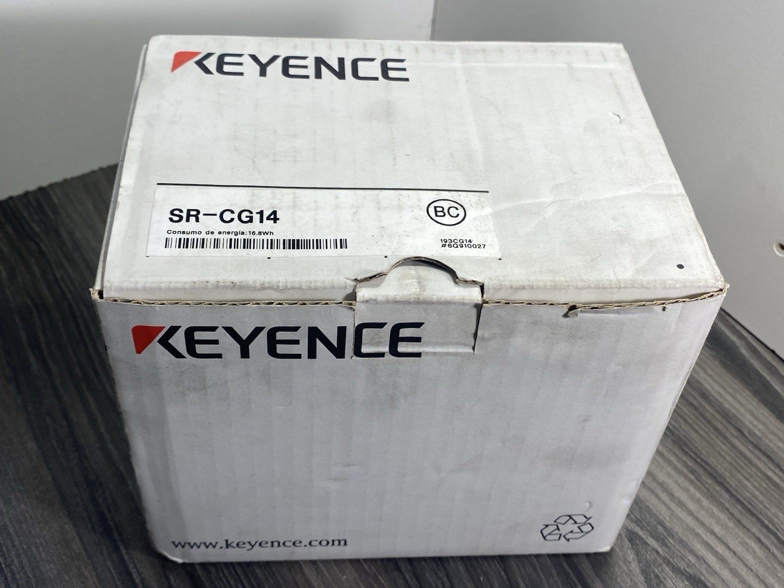 New KEYENCE SR-CG14 4-in-Line Charging Unit 1.4Amp 12VDC SRCG14  - USA