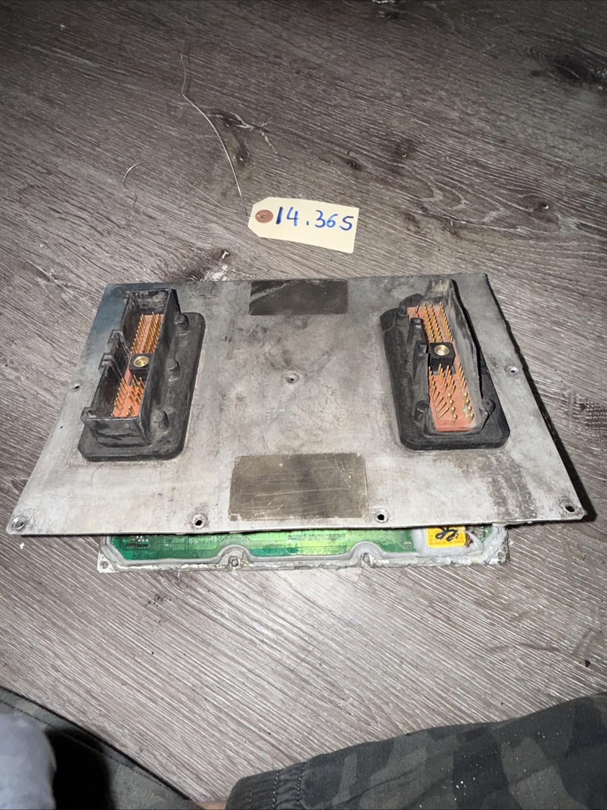 DETROIT 60 SERIES DDEC V  ENGINE CONTROL MODULE CORE P23530802 ( COVER )