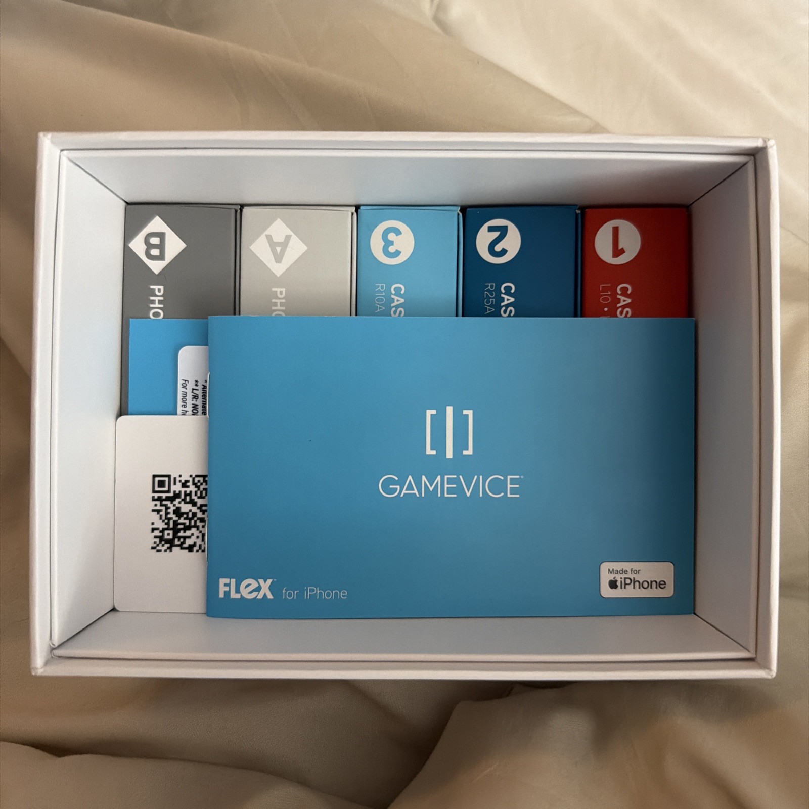 Gamevice Flex Gv216 Attachable Controller for Apple iPhone Lightning - Black