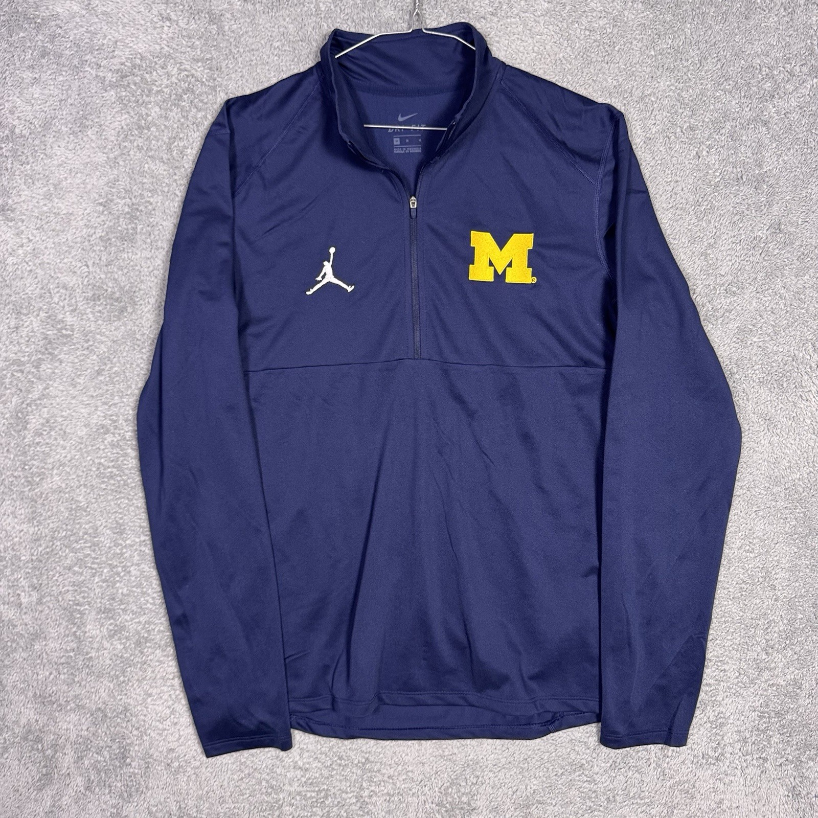 Michigan Wolverines Jacket Mens M Jordan Nike Pullover 1/2 Zip Shirt Sewn Logos