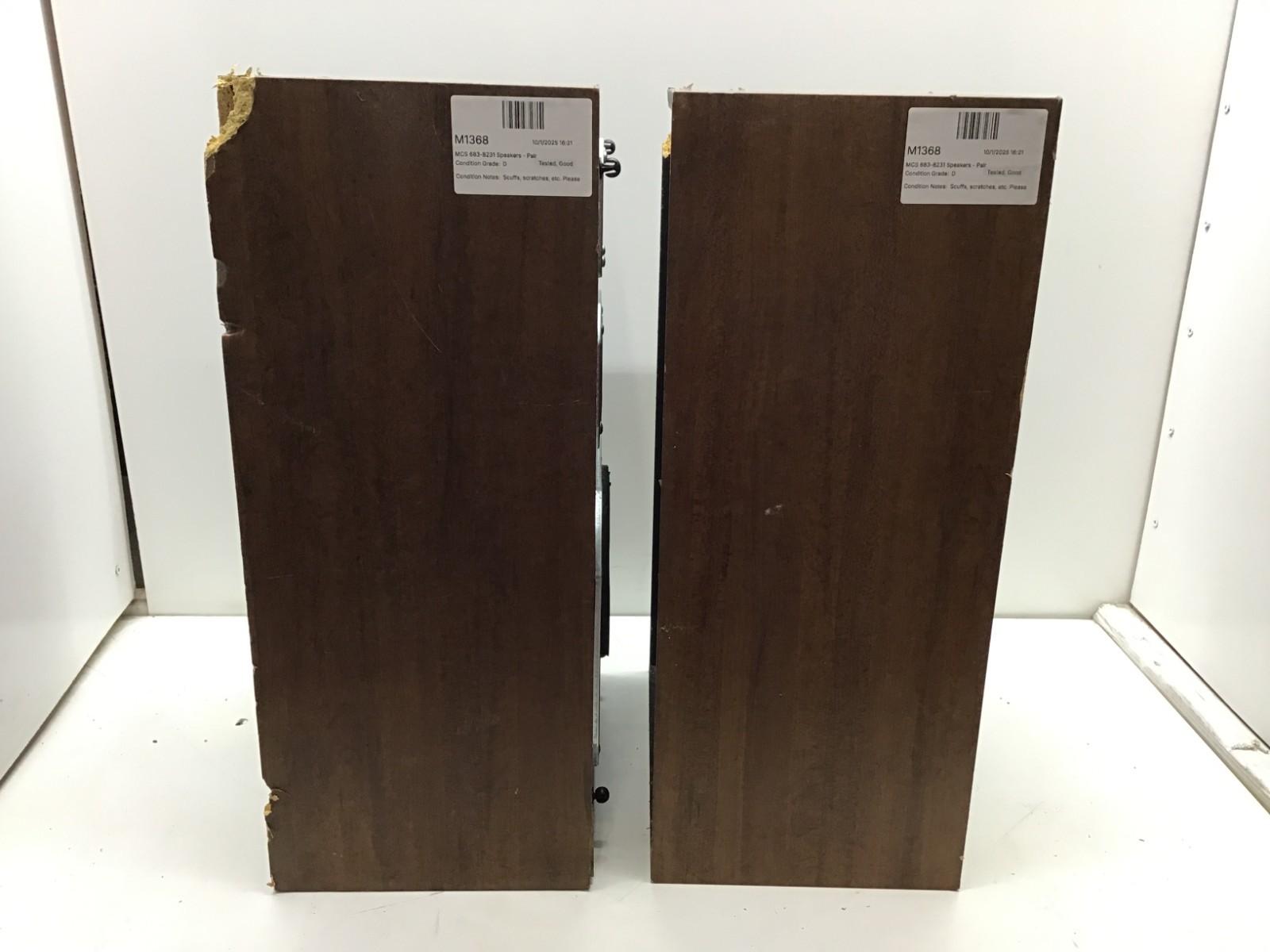 MCS 683-8231 Speakers - Pair