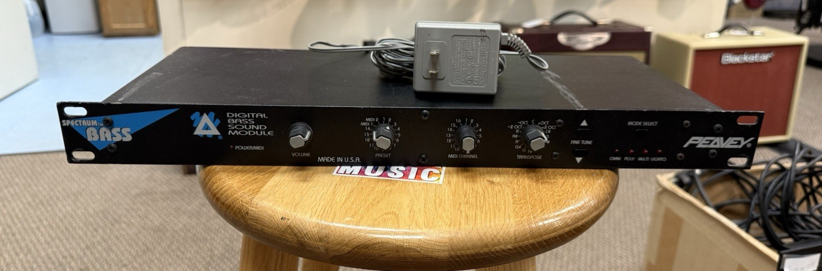 Peavey Spectrum Bass DBSM Digital Bass Sound Module Rack w/ Adaptor