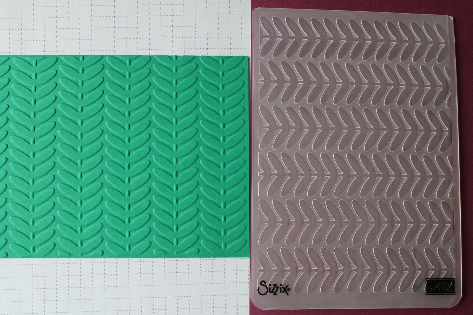 Stampin' Up Vine Street Embossing Folder - Flower Stems