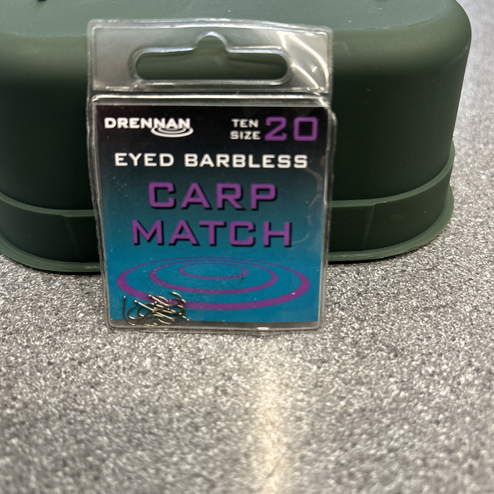 Drennan Carp Match Eyed Barbless Size 20