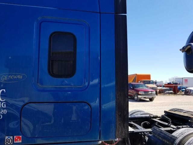 For 2011 FREIGHTLINER CASCADIA 125 SLEEPER FAIRING Left ,  IL