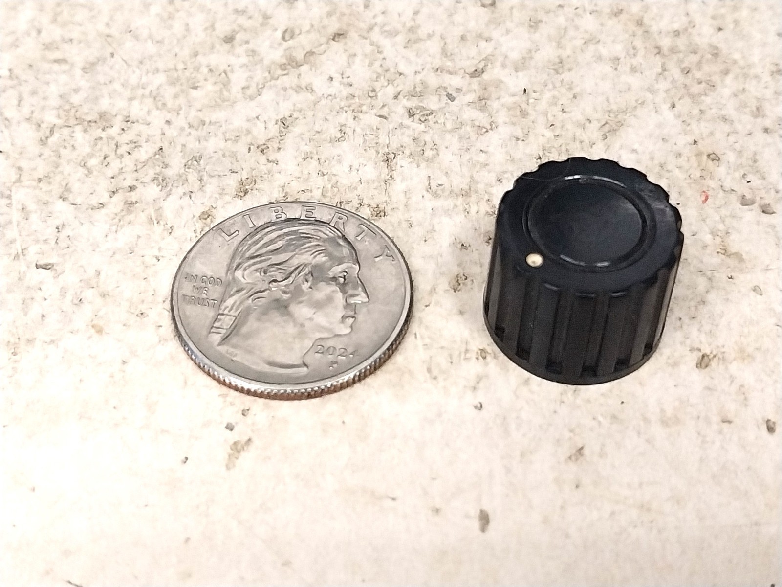 Nice Black 5/8 inch Tektronix Tek Knob / Old Vintage Ham Radio Tube Project Amp