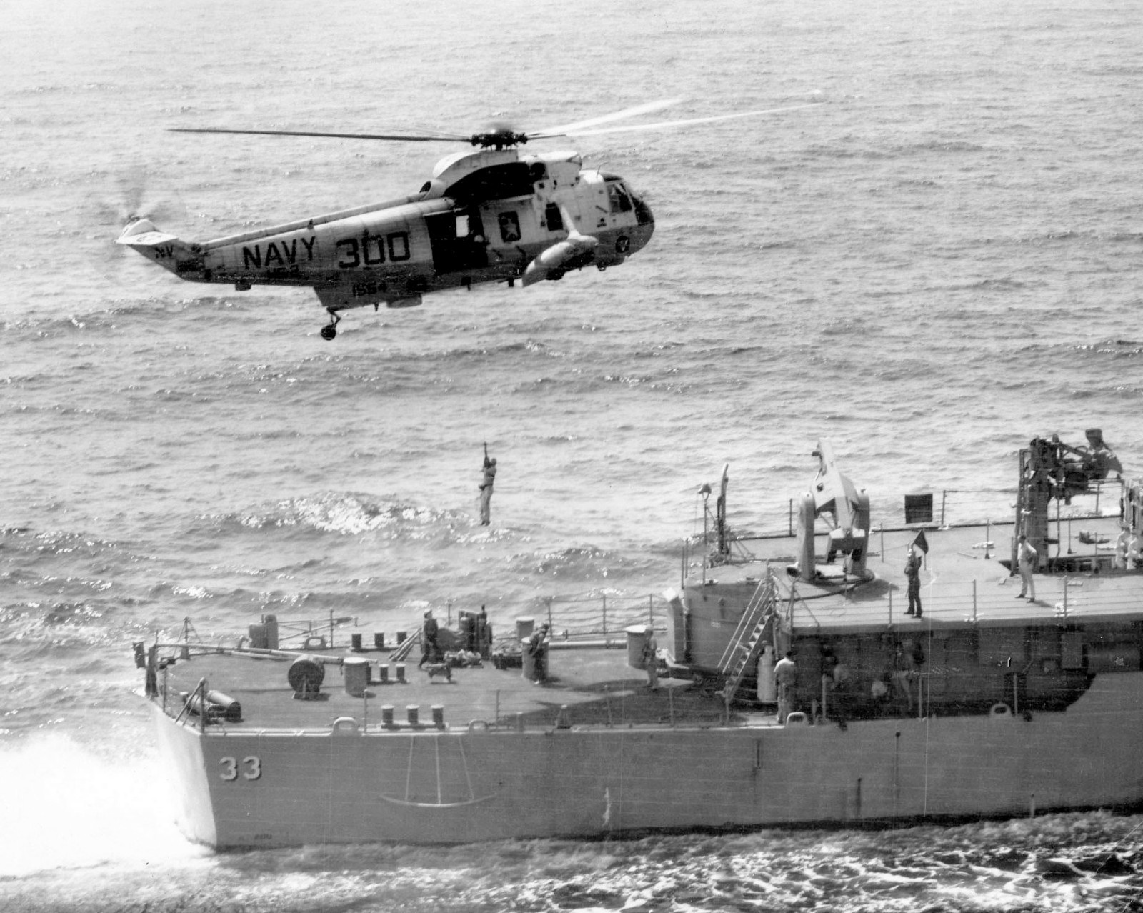 US Navy Sikorsky SH-3 Sea King Helicopter USS Parsons 8x10 Vietnam War Photo 824