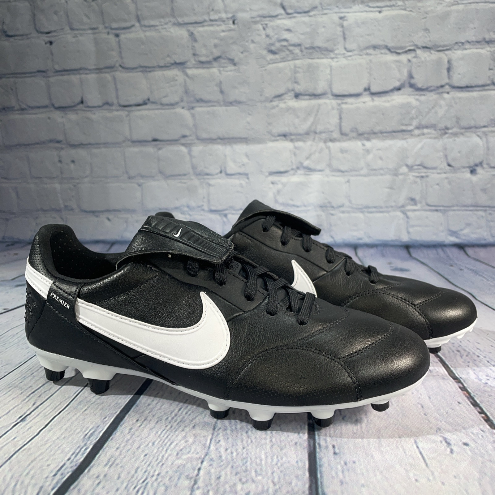 Nike Premier III 3 FG Soccer Cleats Black White Leather AT5889-010 Mens Sz 7