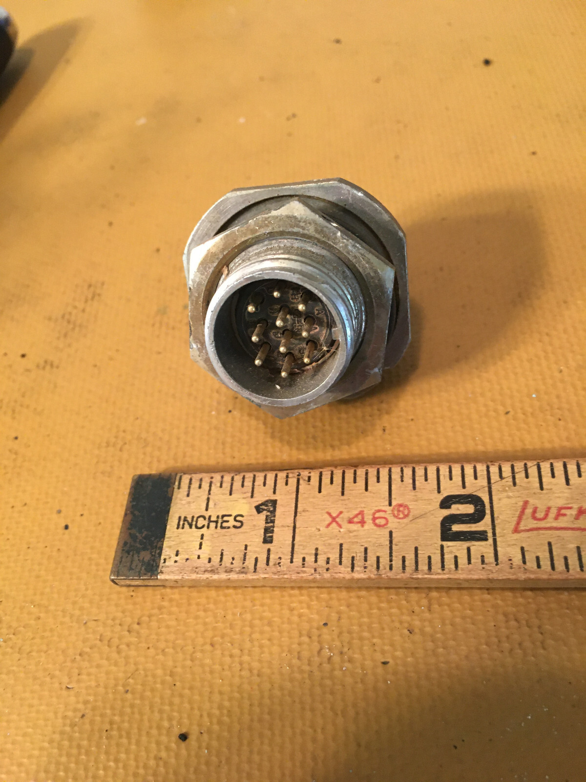 PC07E-12-10P  Connector
