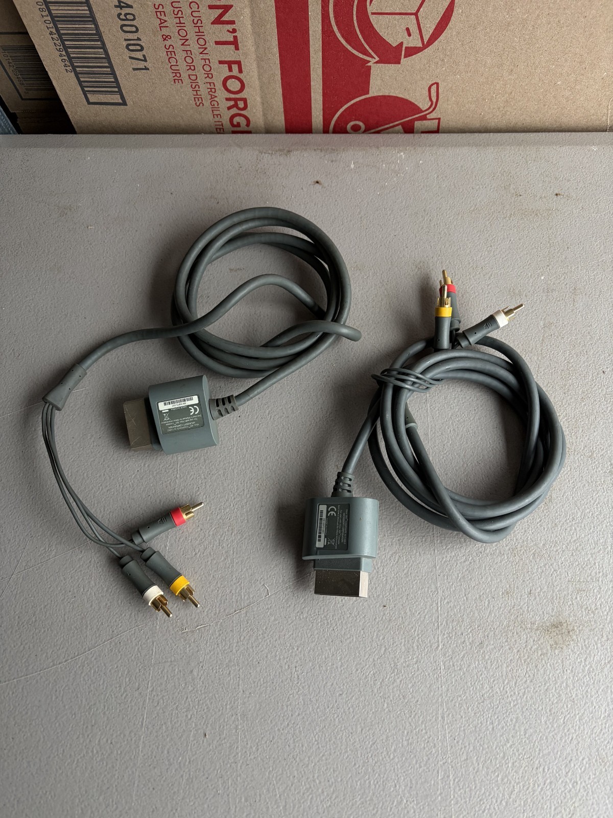 2 Xbox 360 Component AV Cables OEM Tested