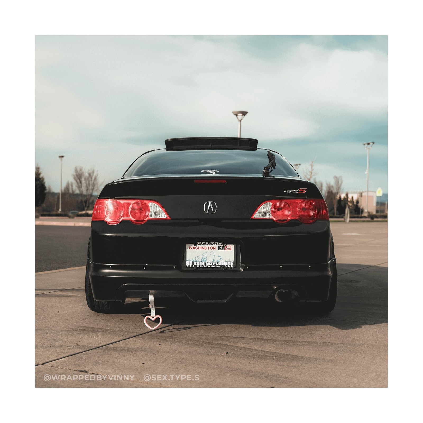 VViViD Black Gloss Bulk Roll Vinyl Wrap Roll with Air Release Technology (3ft...