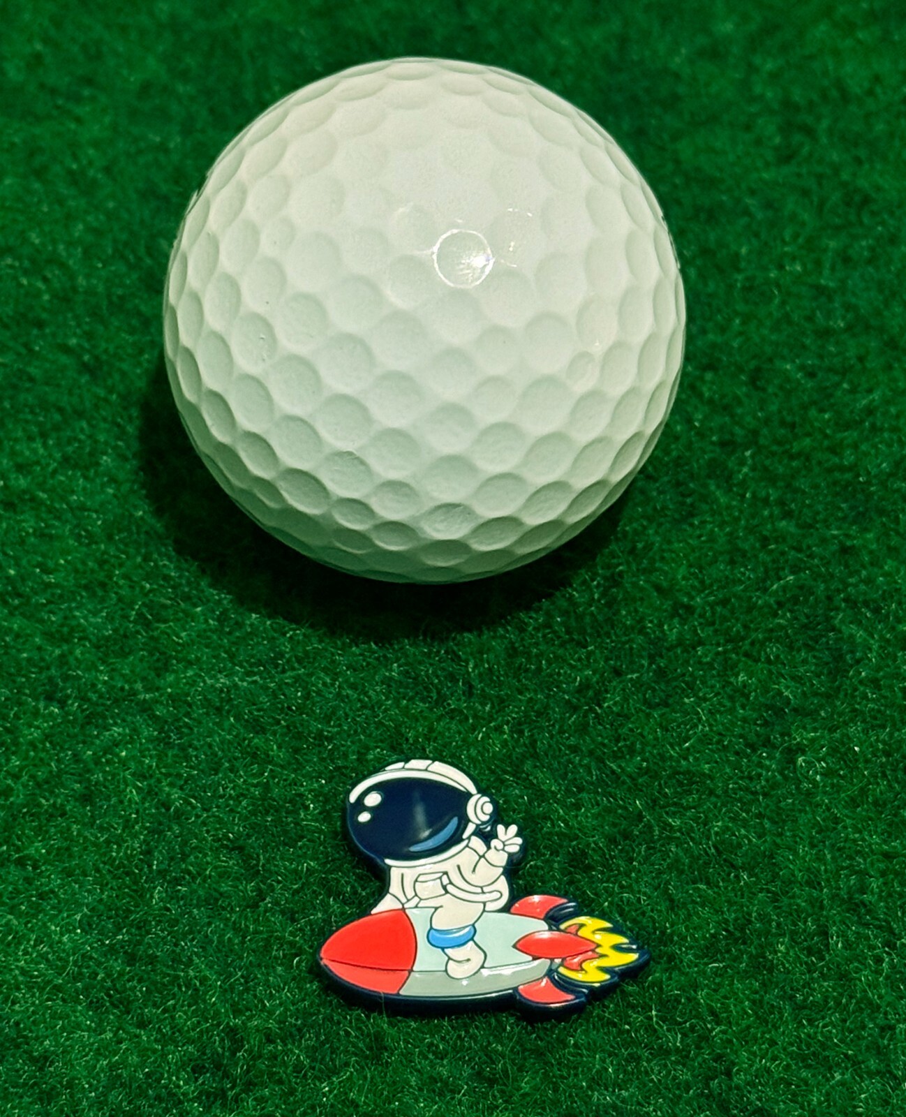Golf Ball Marker Magnetic Rocket Astronaut Cool Unique Golf Gift Premium Quality
