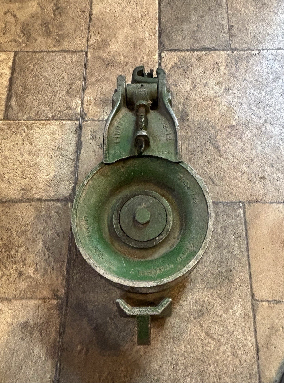 Vintage USA Lindsey Mfg. Aluminum Stringing Block Rope Cable Pulley