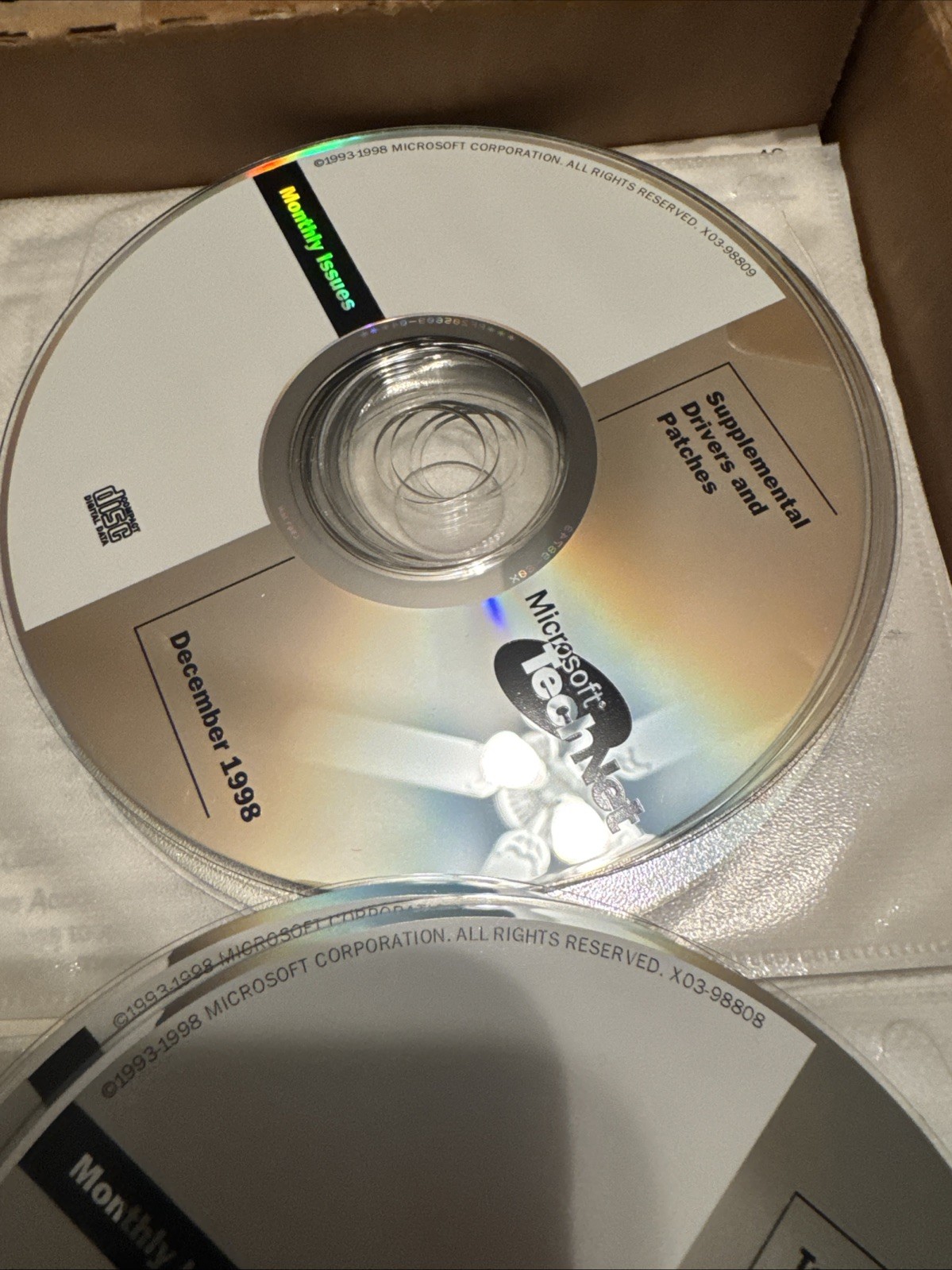 Microsoft Office 2000 Beta 2 Build 2221B from Oct 1998 MSDN Extras Technet Lot