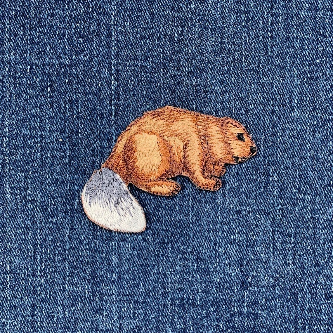Beaver Applique Patch - Cute Embroidered Animal Badge 2.5" (Iron On)
