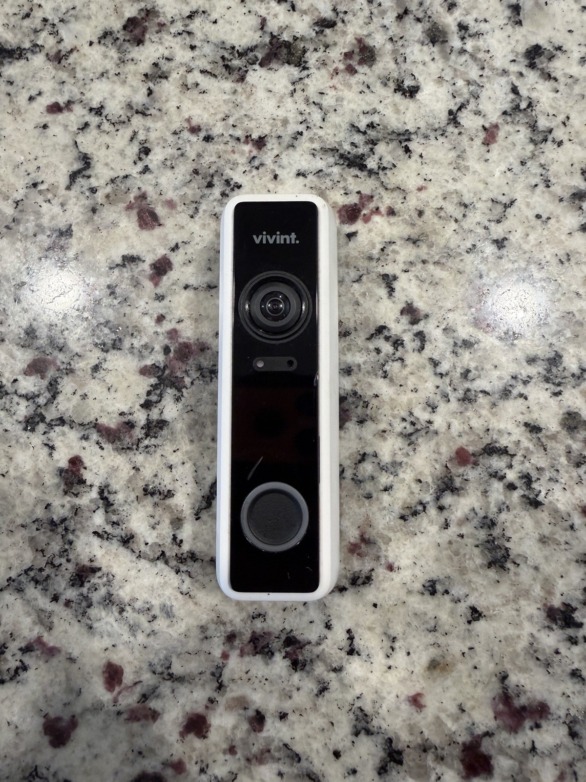 Vivint Doorbell Camera (VS-DBC300-WHT )