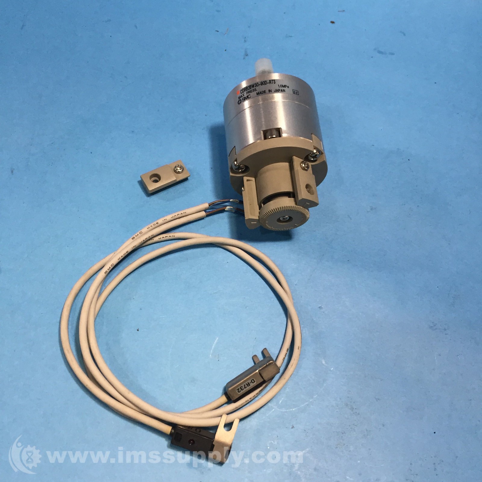 SMC CDRB2BW30-90D-R73 Rotary Actuator FNIP