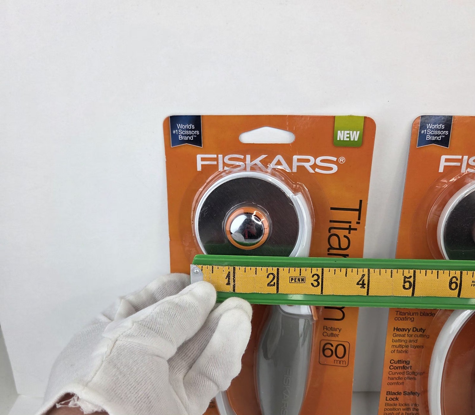 Fiskar Rotary Cutters Set-2 60mm Titanium Blade Coating Medium Duty