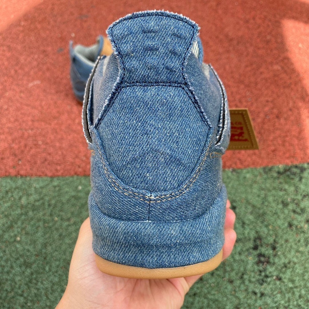 AJ4 Retro “Levi's Denim” Levi's Denim Bluel AO2571-401 NEW Men's Size 4-11
