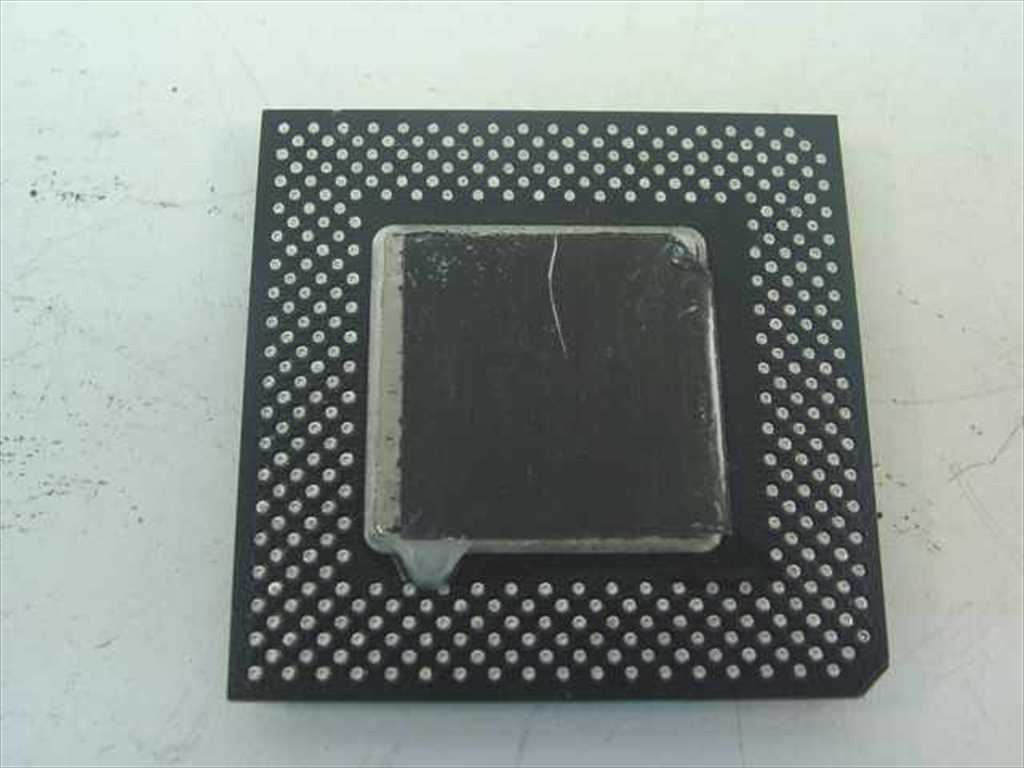 Intel Celeron SL36C 366MHz Socket 370 PPGA CPU FV80524RX366128 Mendocino