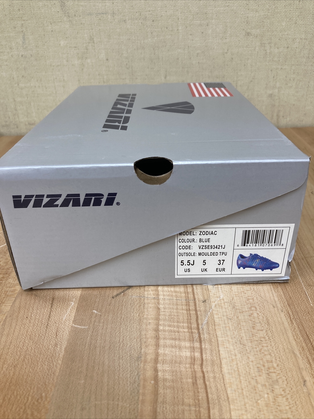 Vizari - Kids Zodiac Outdoor Soccer Cleats Size 5.5J New