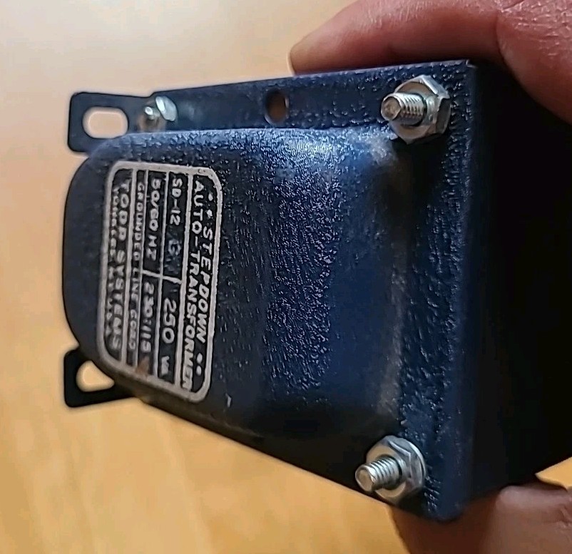 Todd Systems SD-12 G Stepdown Auto-Transformer 230V To 115V